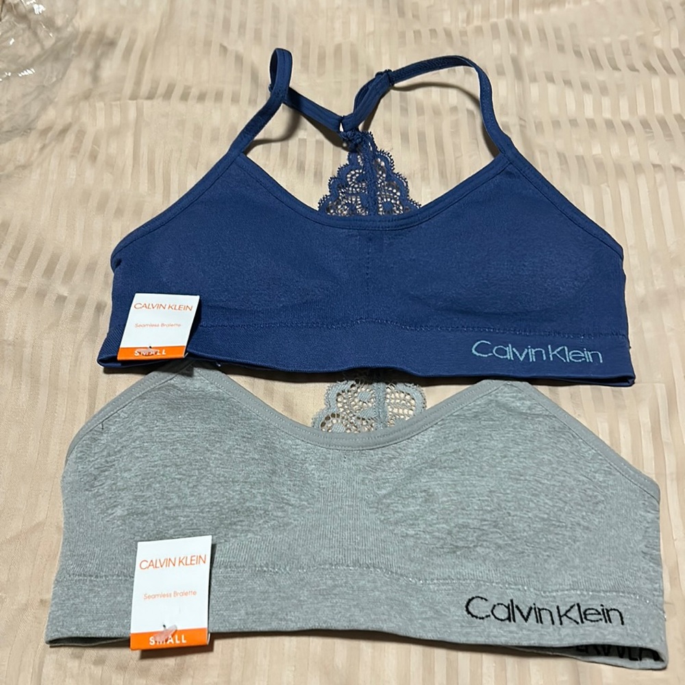Calvin Klein  2 pcs pad bra kids nwt size small 6 /6x